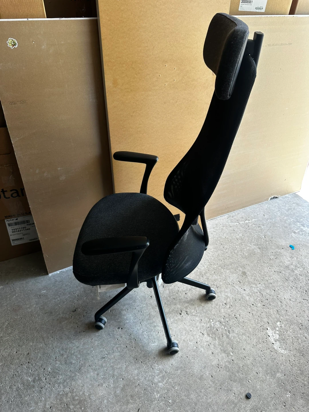 Ergonomic Mesh Office Chair - photo 4