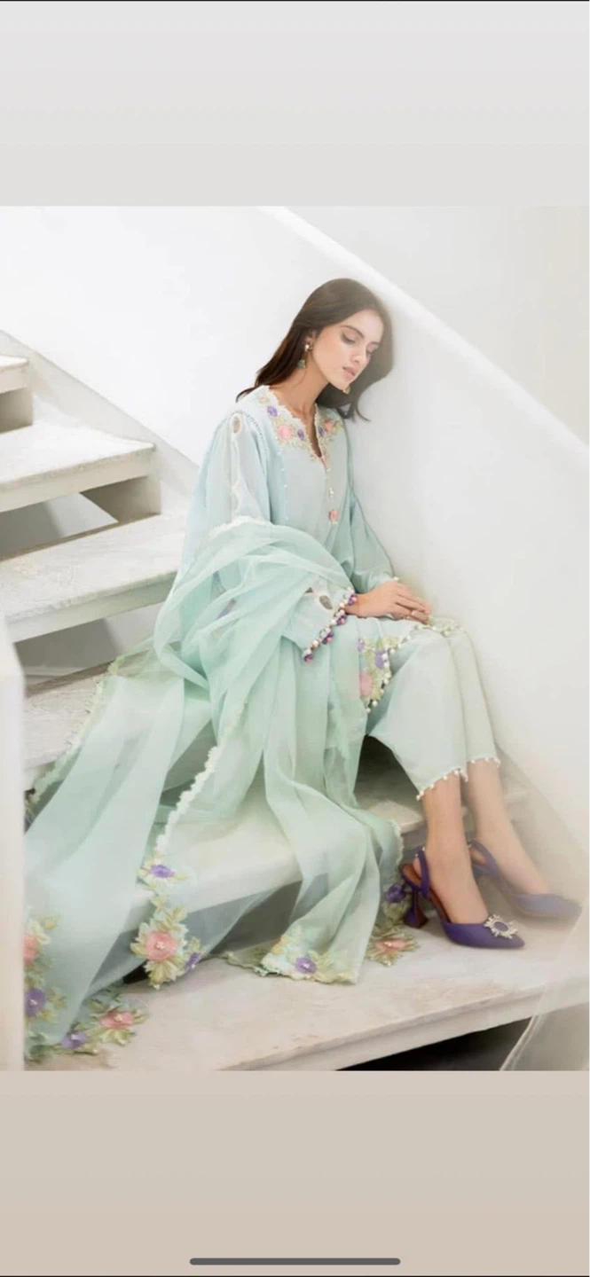 Women's Embroidered 3-Piece Lawn Suit - photo 2