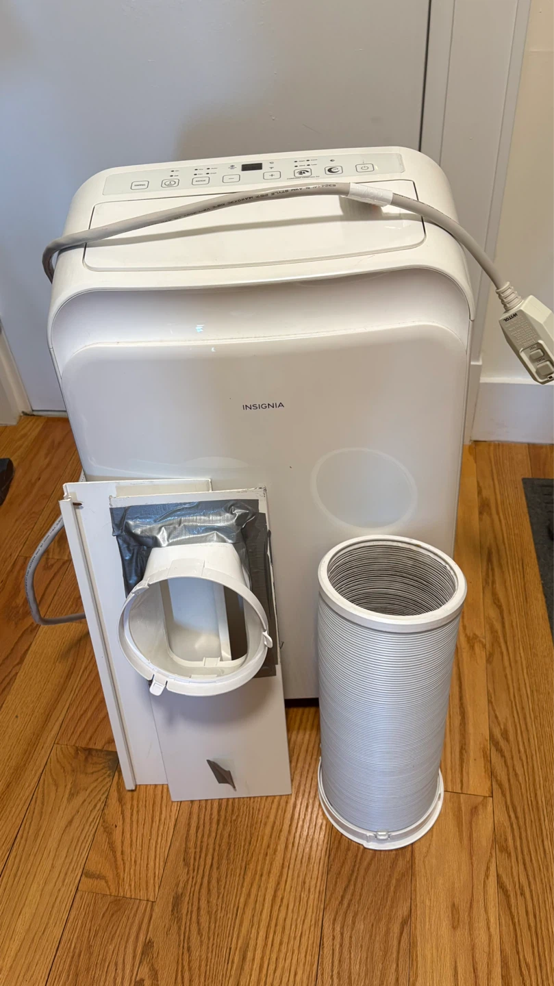 Insignia Portable Air Conditioner 8000 BTU - photo 2
