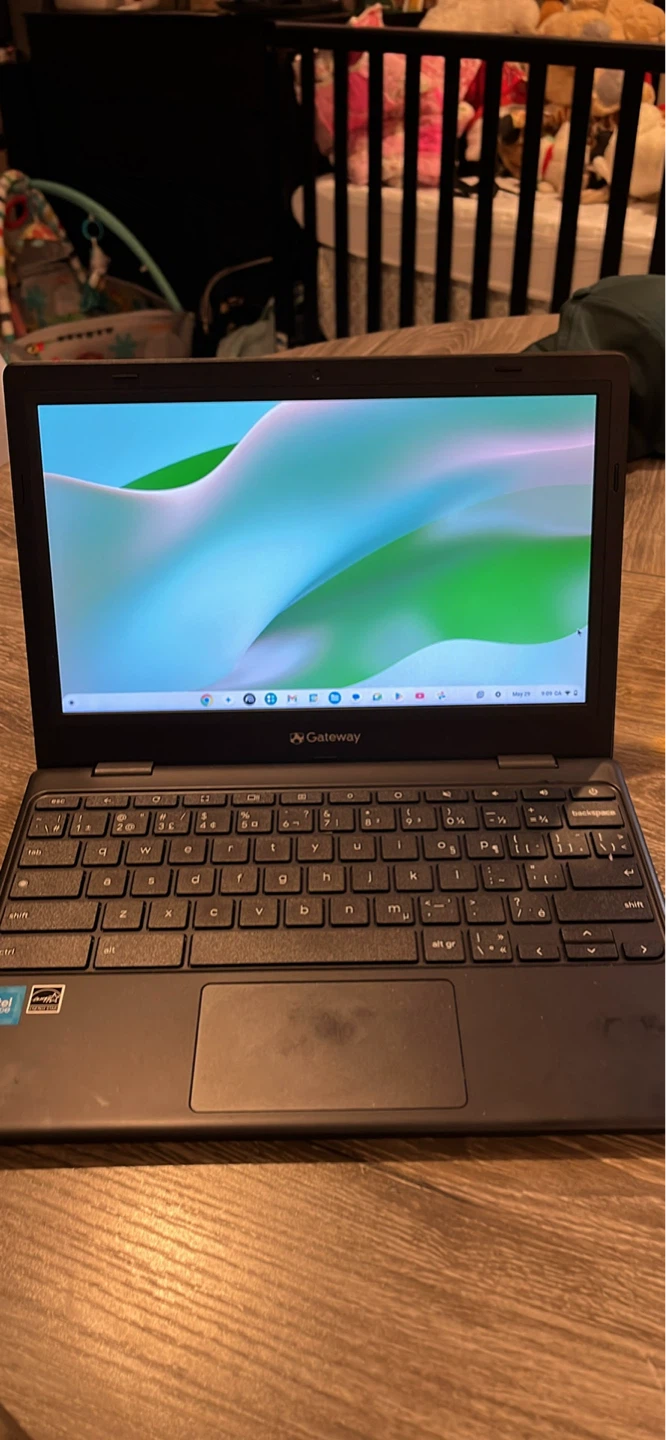 Gateway Chromebook - photo 2