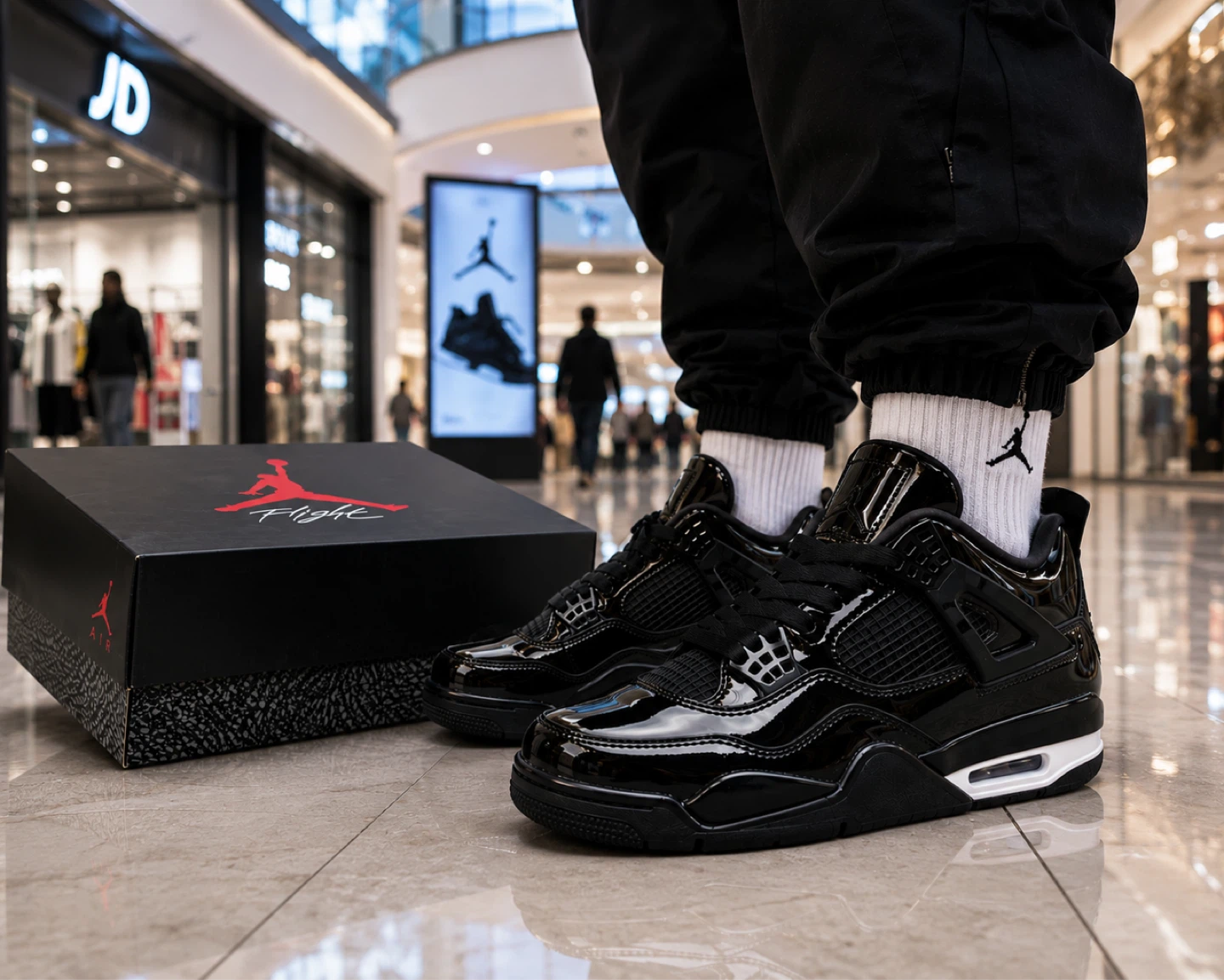 🚨Jordan 4 "Bred Reimagined" Patent Leather Shoes- Size 8,10,11 - photo 2