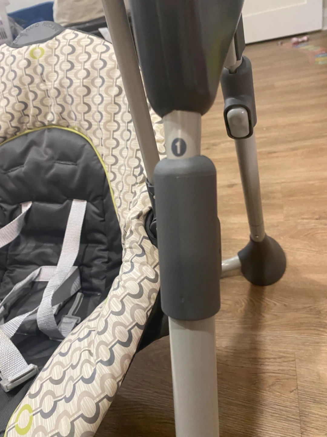 Graco Baby Swing - photo 3