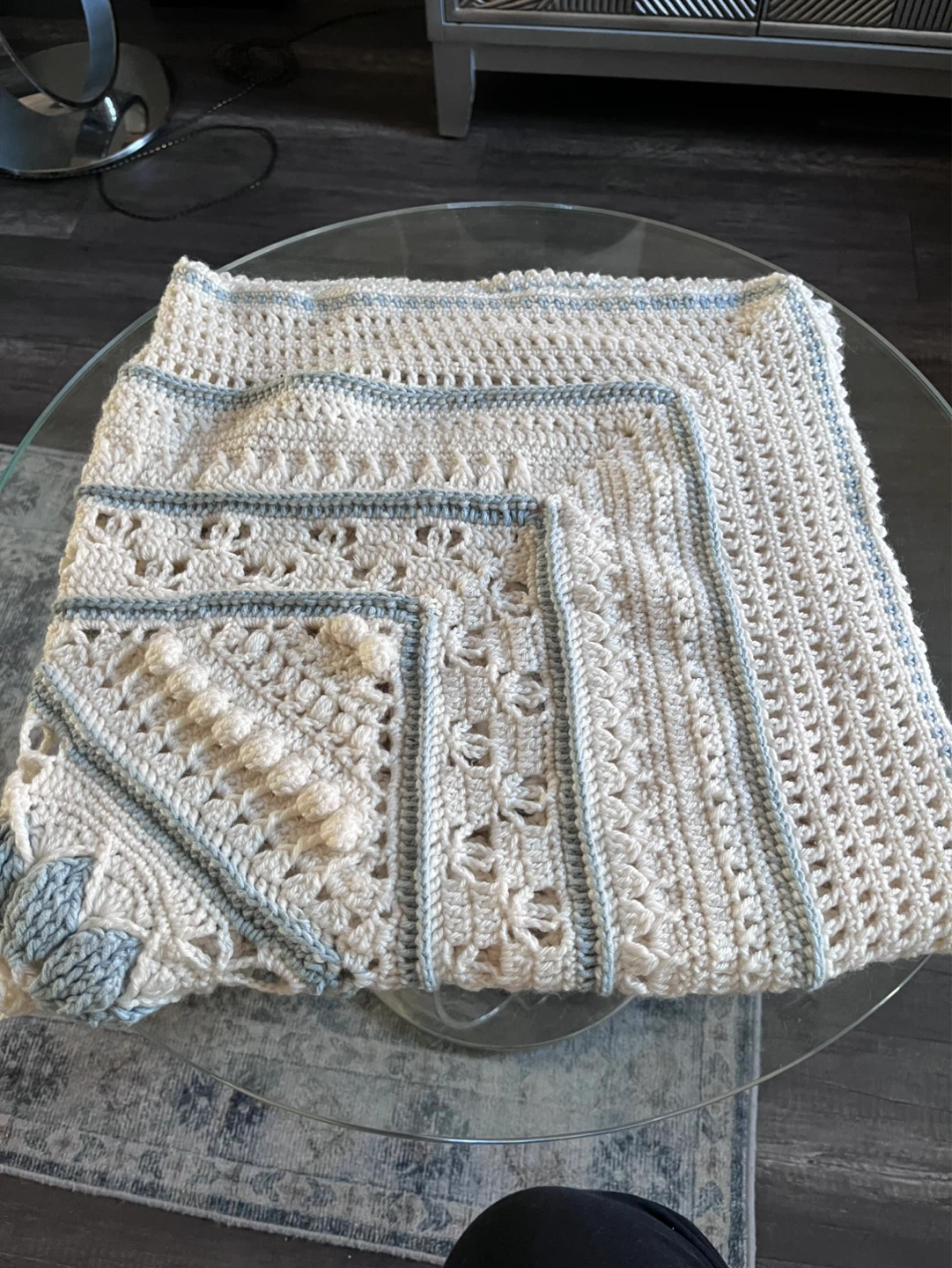 Hand Crocheted baby Blanket - photo 3