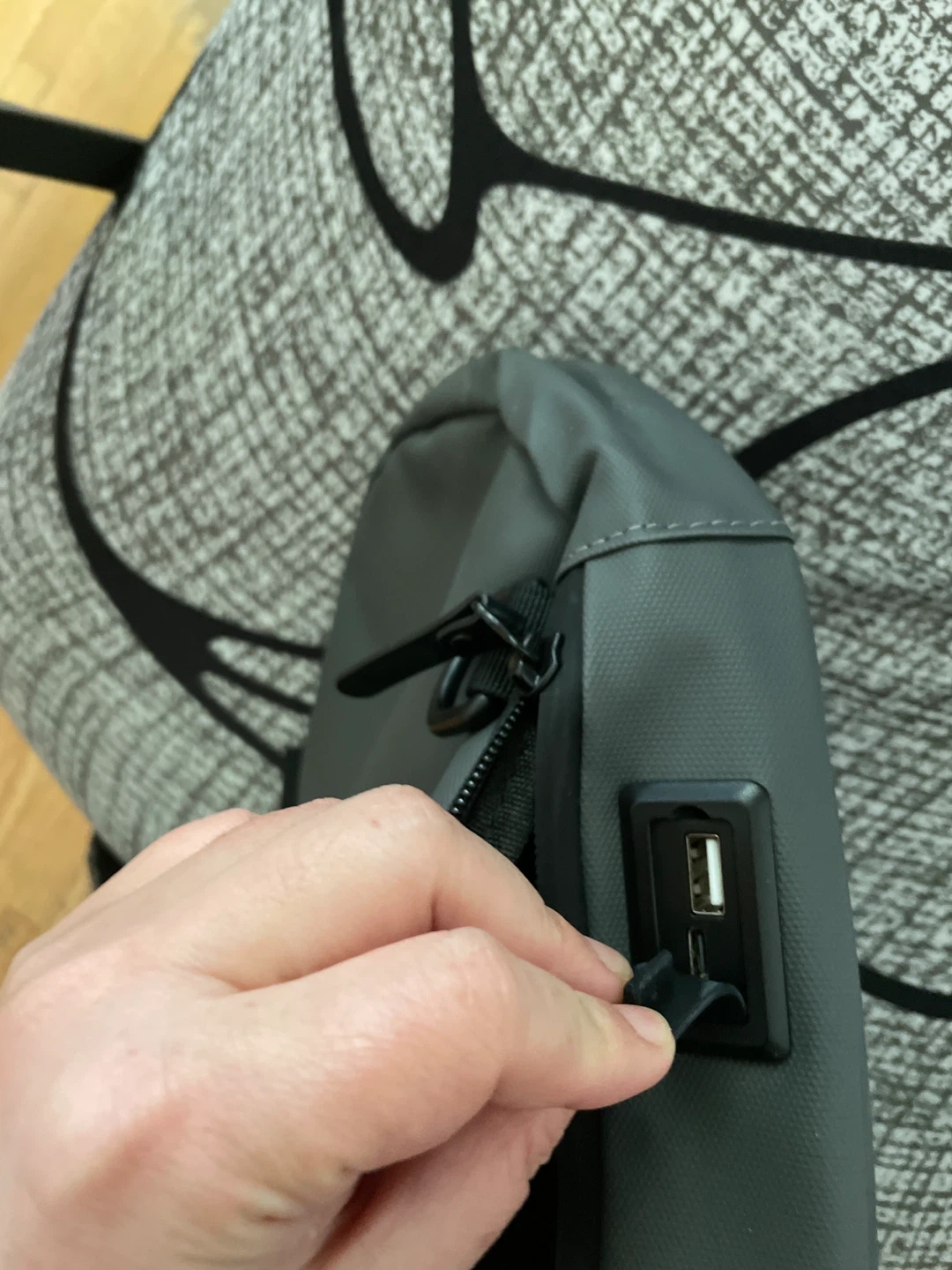 NEW Sling Bag with USB Charging Port - photo 4