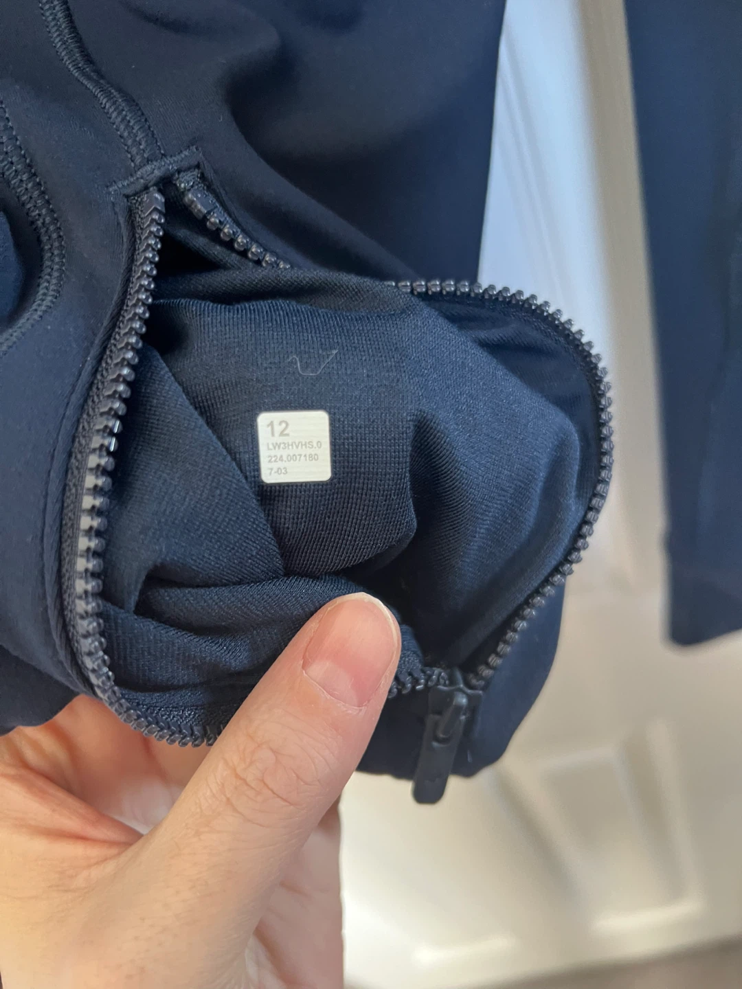 Lululemon Navy Blue Hooded Jacket Size 12 - photo 3