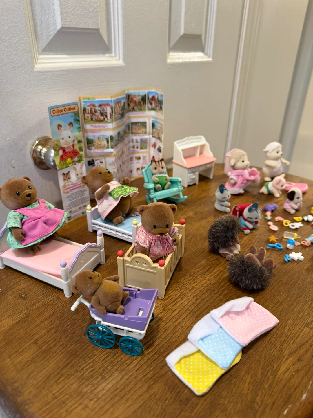 Bundle Calico Critters Toy Figures & Accessories Lot - photo 5