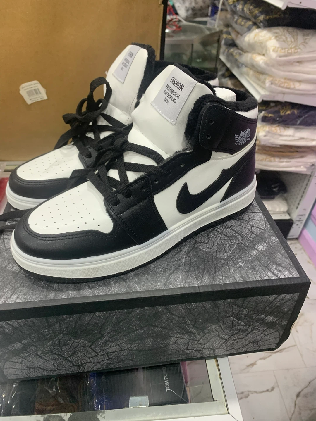 🚨🚨Fashion High-Top Sneakers - photo 2