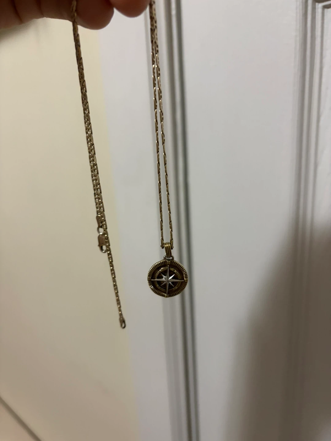 Esquire Men's Jewelry gold compass - photo 2