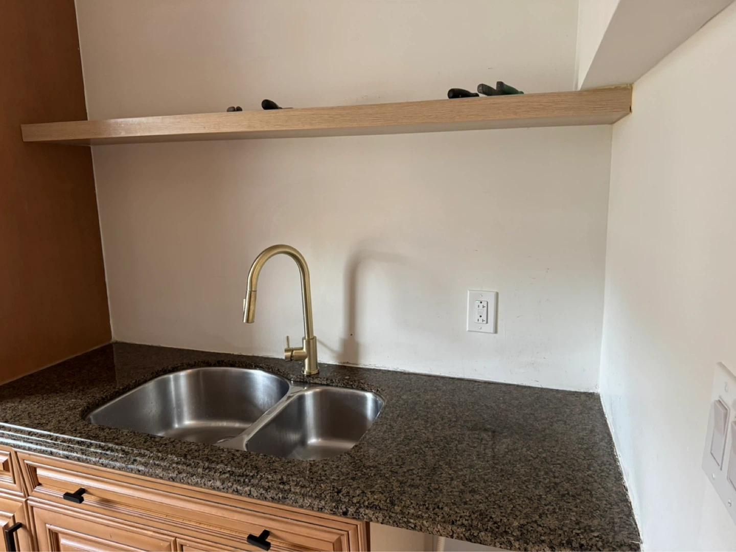 Kitchen Countertop - photo 3