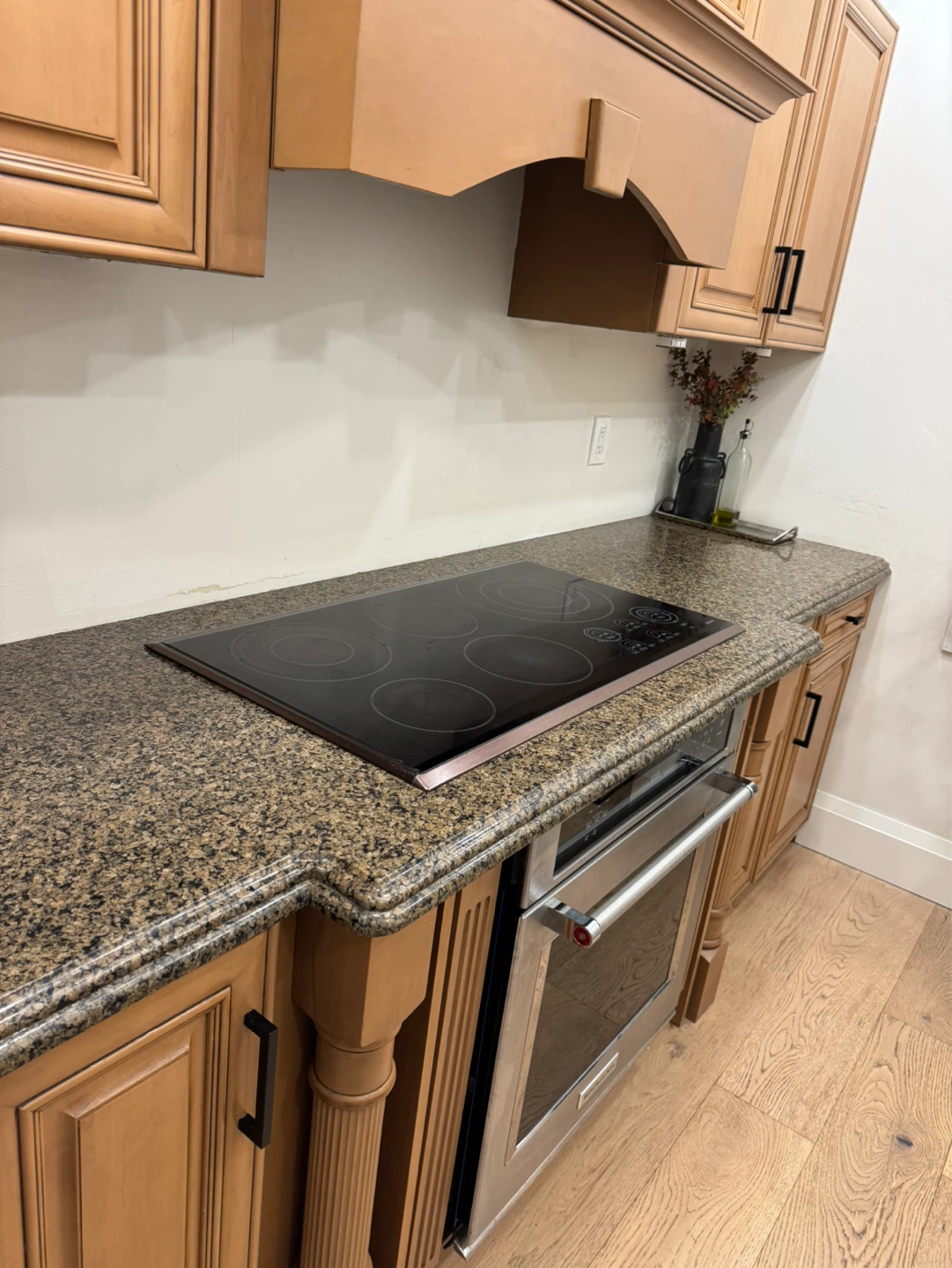 Kitchen Countertop - photo 4