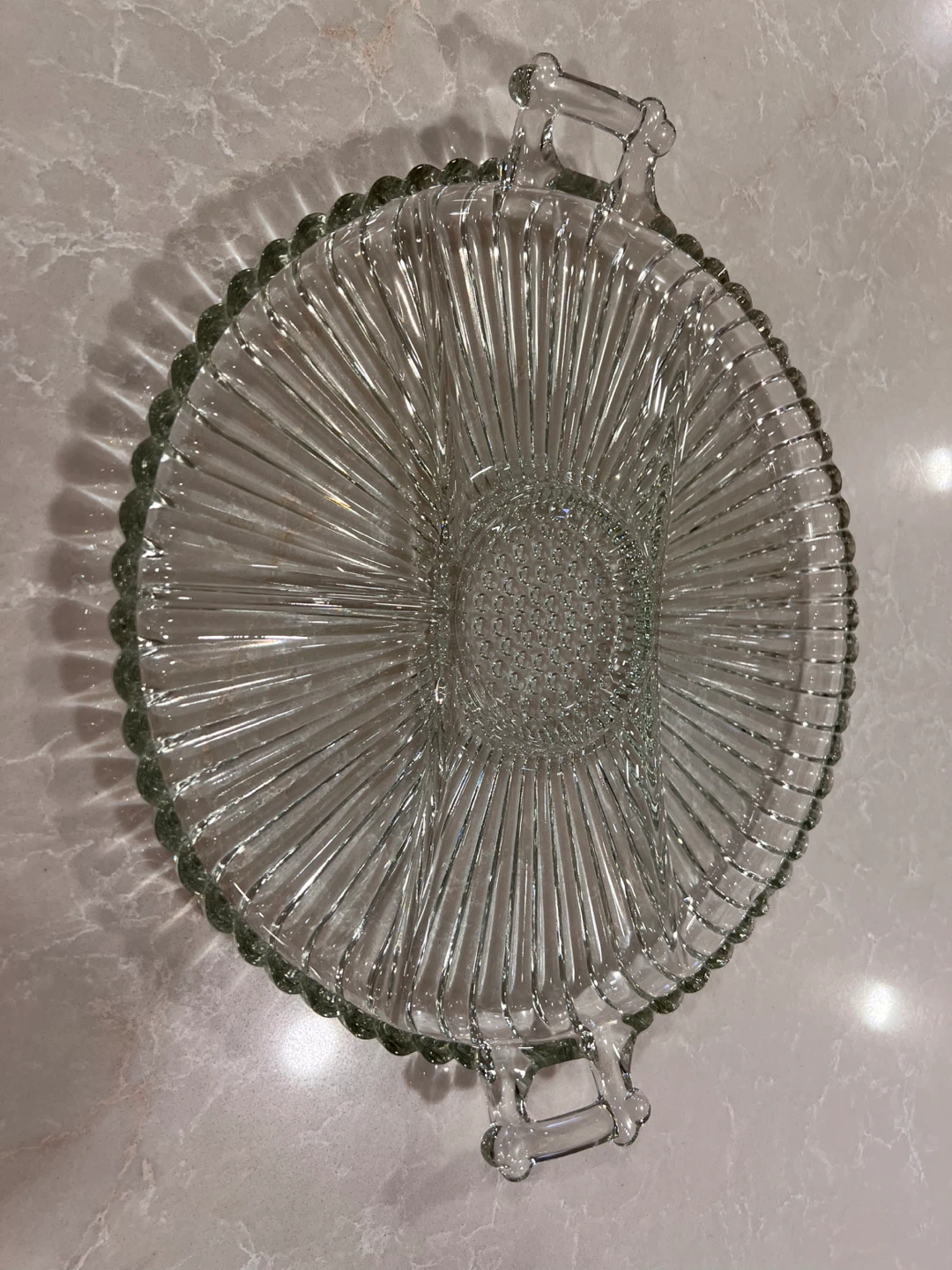 Vintage Stylee Ribbed Glass Serving Tray with Handles
