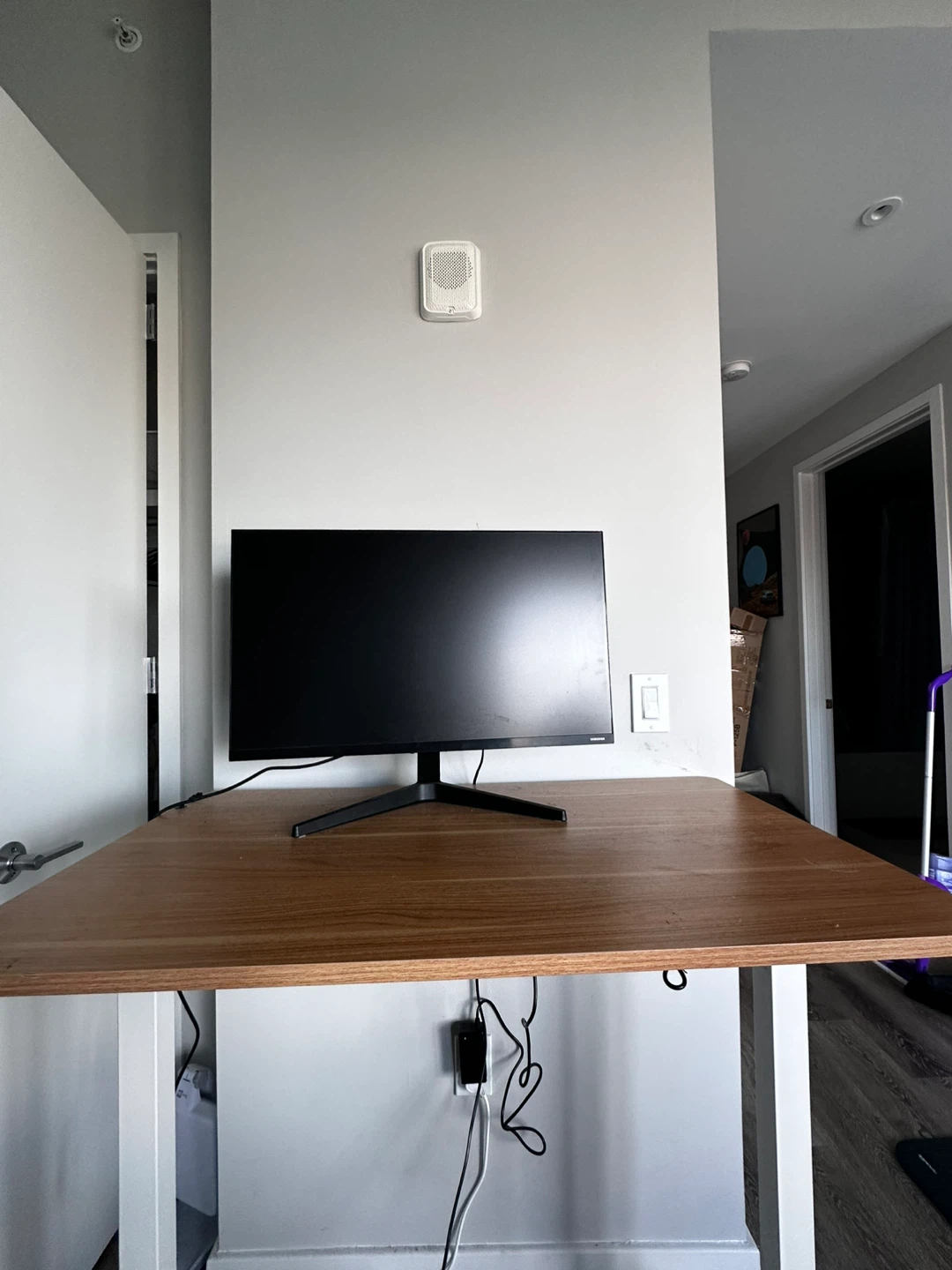 Standing Desk 40’’ x 24’’