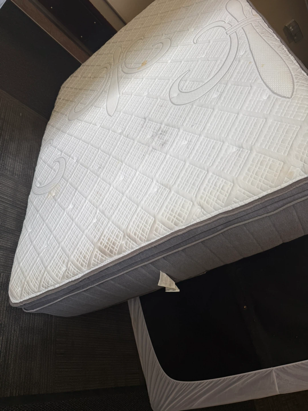 Queen Mattress & box Spring