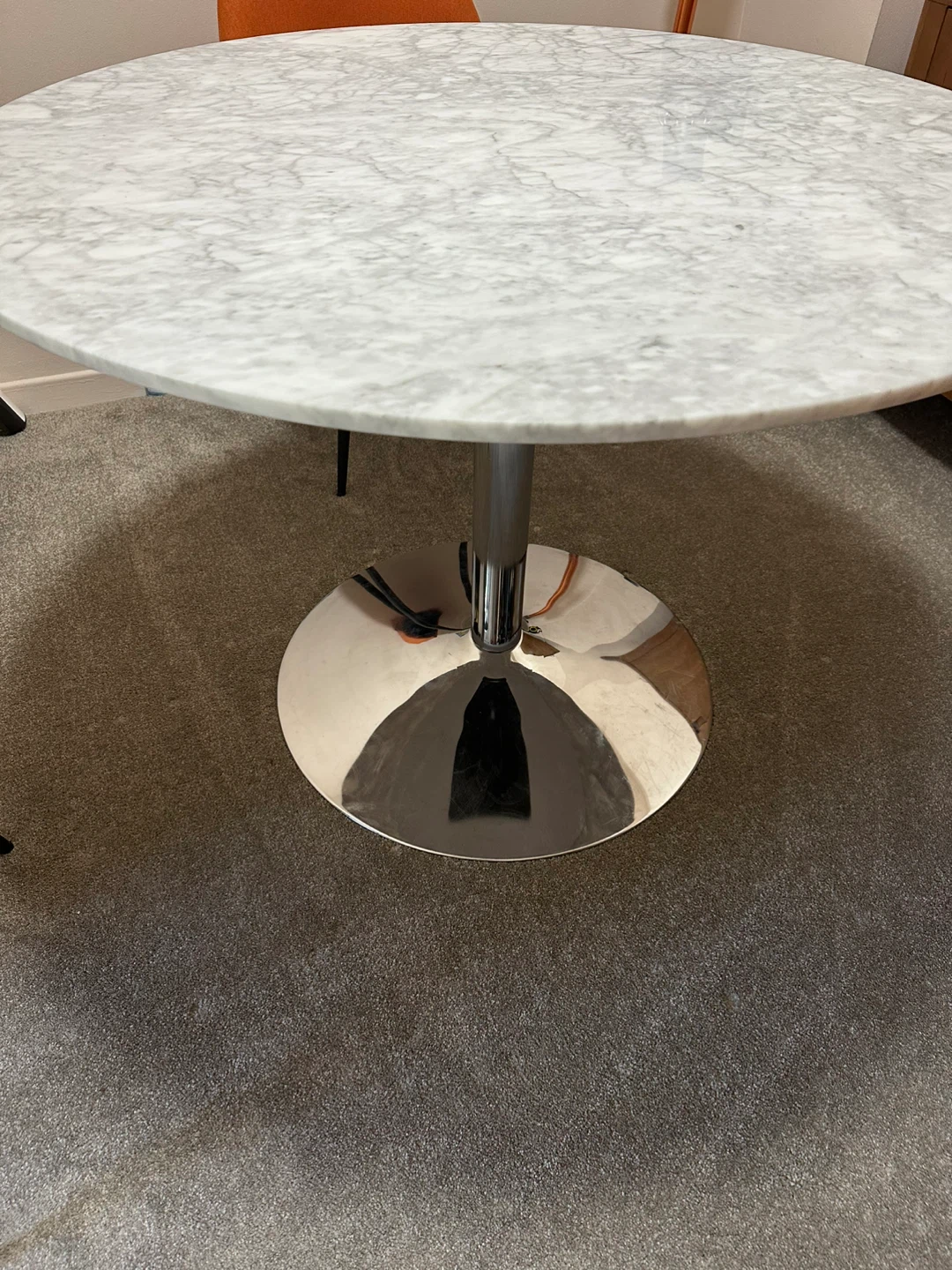 Round Marble Top Pedestal Dining Table - photo 2