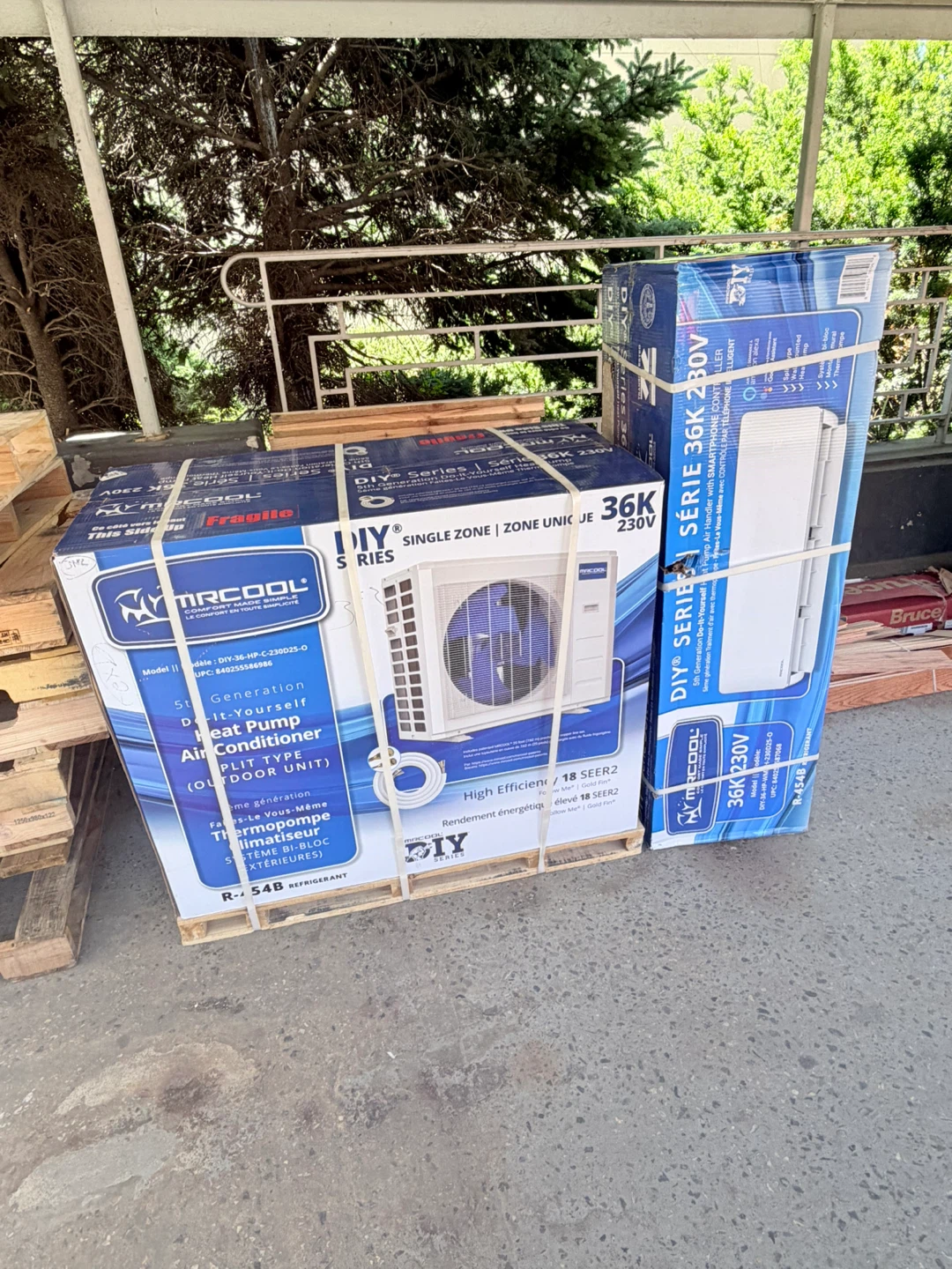 MRCOOL DIY 5th Gen 36000 BTU 3-Ton Heat Pump