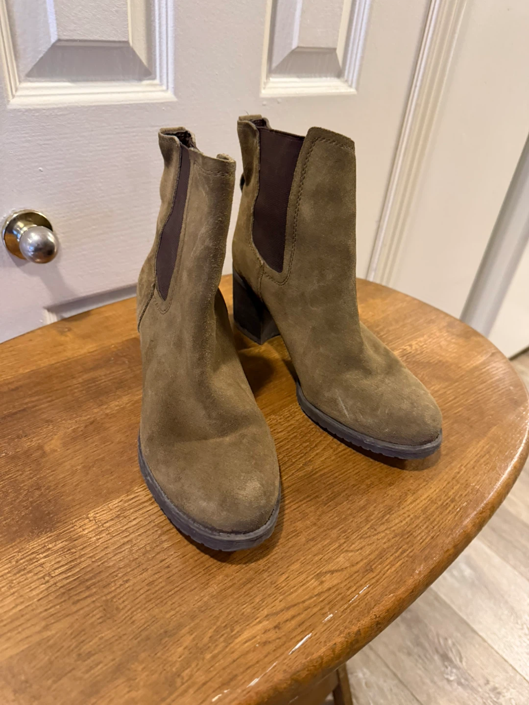 Sam Edelman Suede Chelsea Boots - Size 8