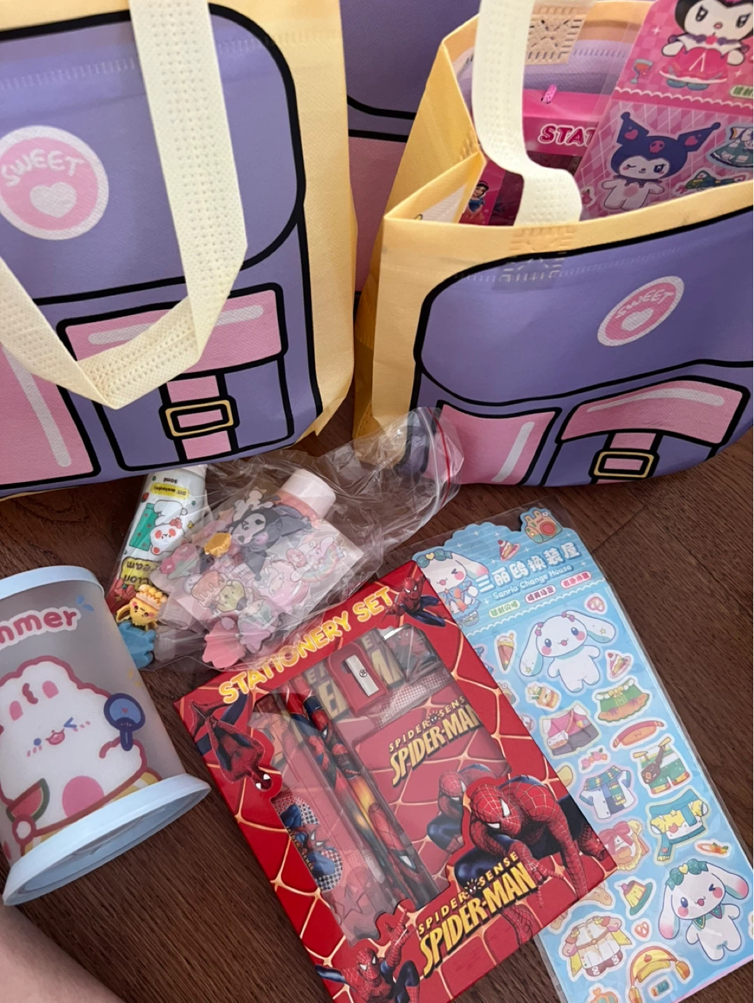 Stationery Sets and Tote Bags - photo 3