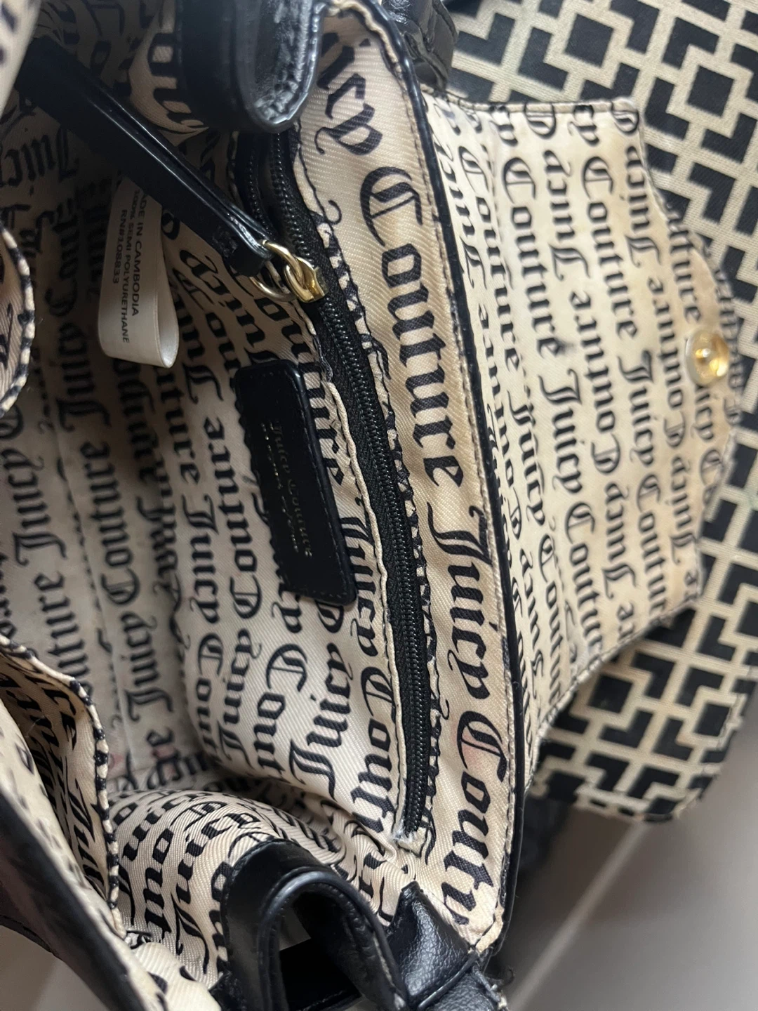 Juicy Couture Gold Logo Black Embossed Leather Crossbody Purse - photo 4