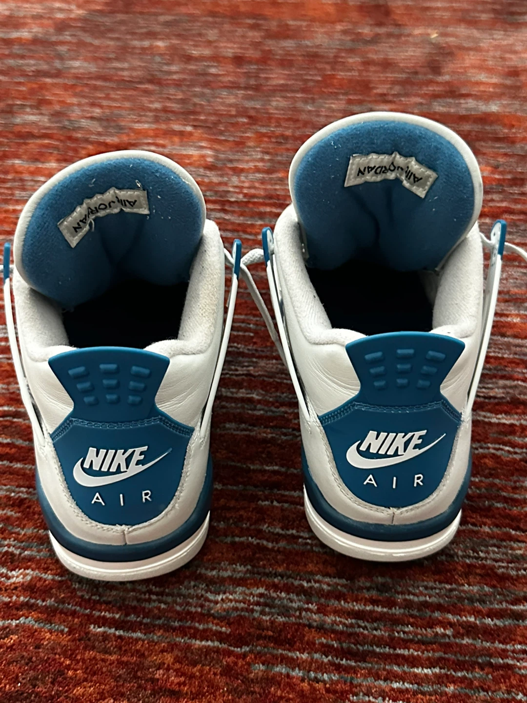 Nike Air Jordan 4 Retro - photo 3
