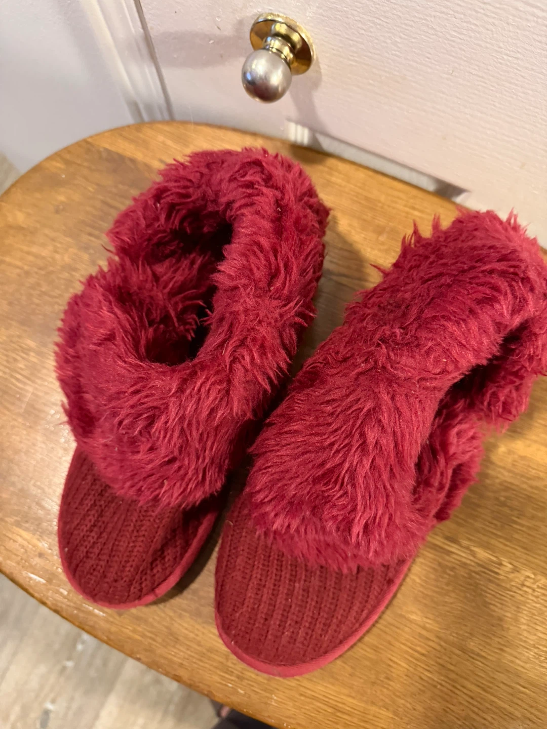 Red Faux Fur Boot Slippers Size 7/40 - photo 4