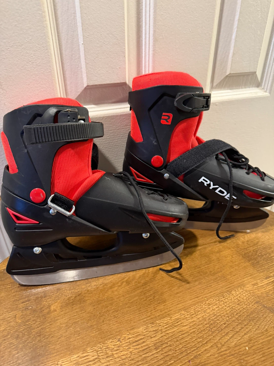 RYDE Ice Skates Size 3-6 Adjustable Youth