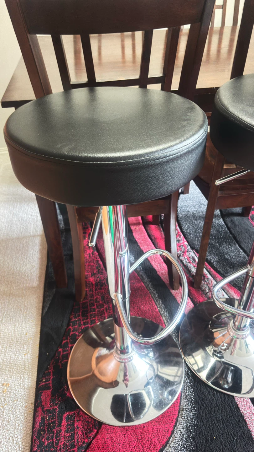$ 25 Adjustable Swivel Bar Stools (Set of 2) - photo 2