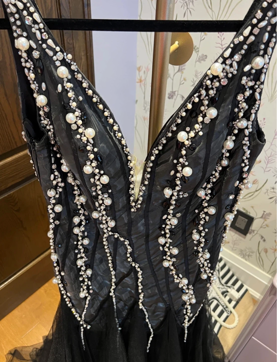 Black Formal Dress - photo 5