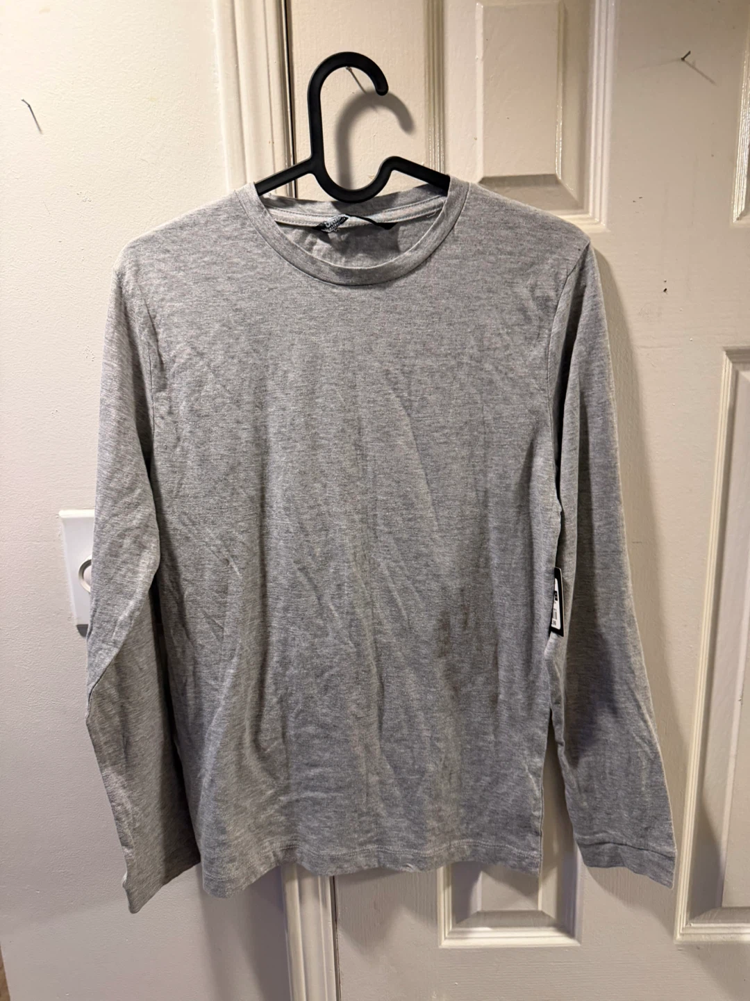 Lot of 4 Clothing Items - Pants and Tops - photo 3