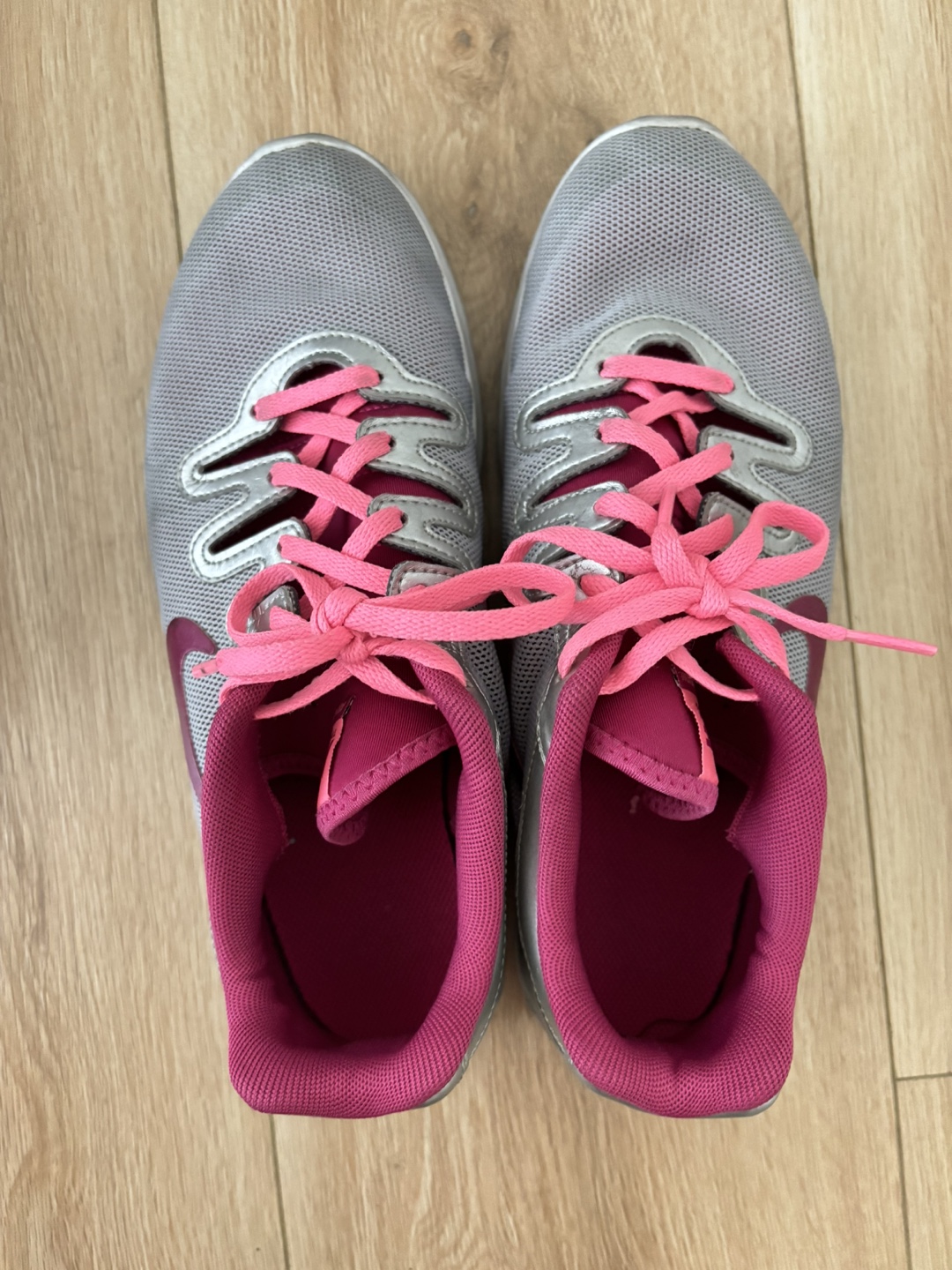 Nike Air Max Running Shoes - Women's - photo 2