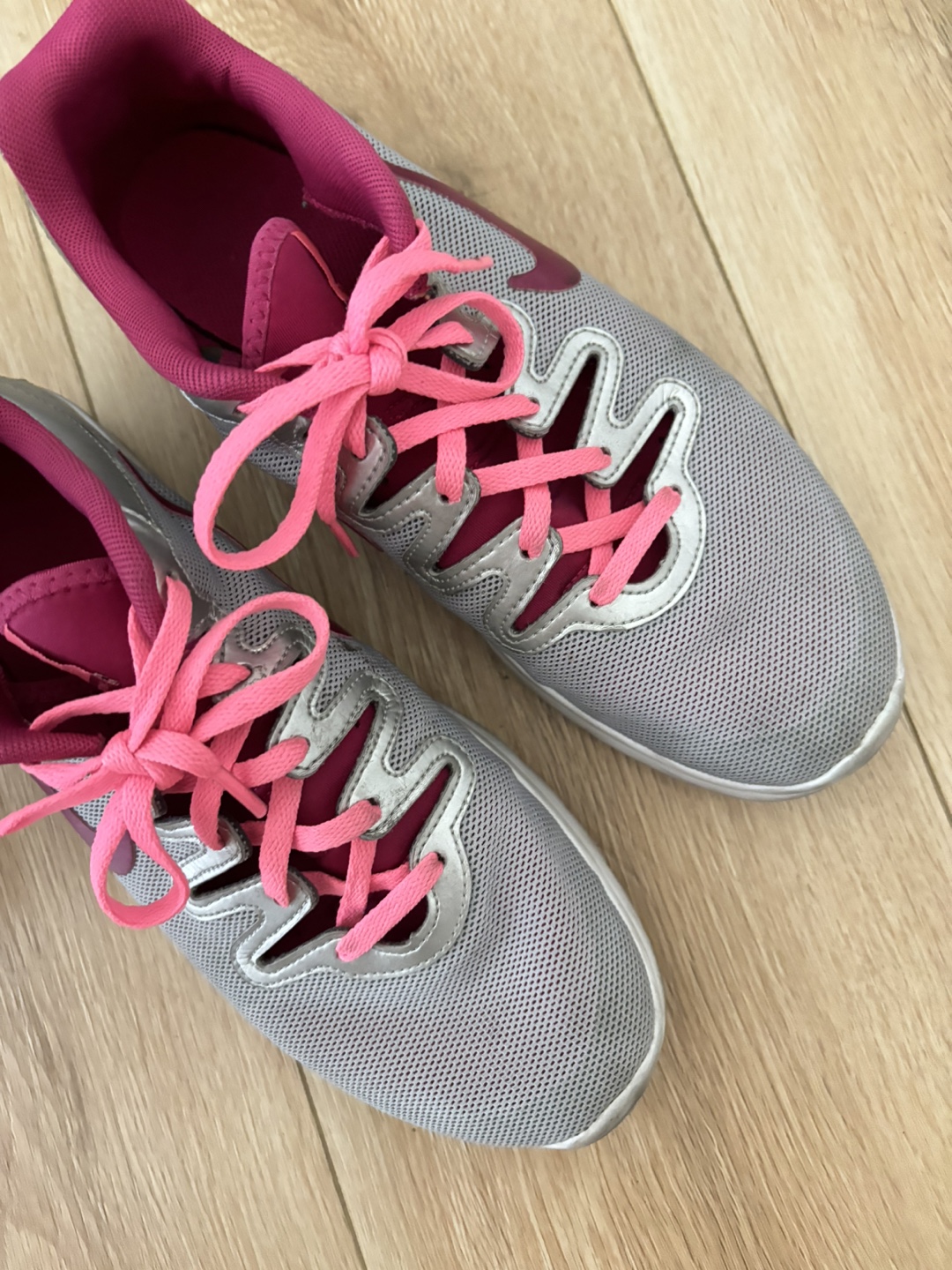 Nike Air Max Running Shoes - Women's - photo 3