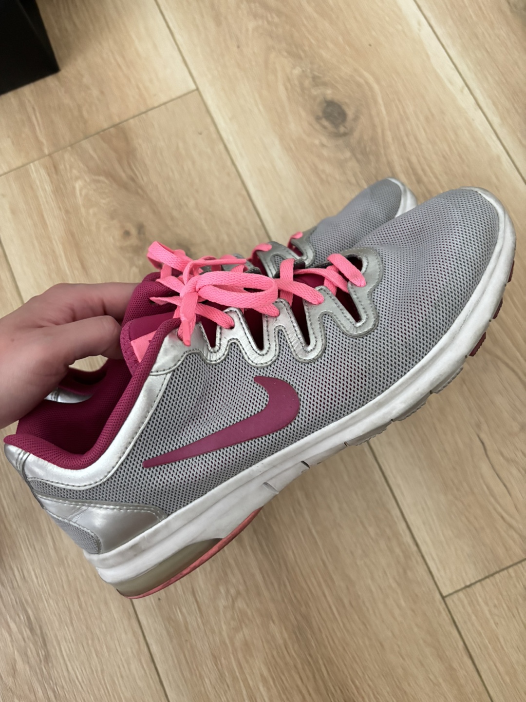 Nike Air Max Running Shoes - Women's - photo 4