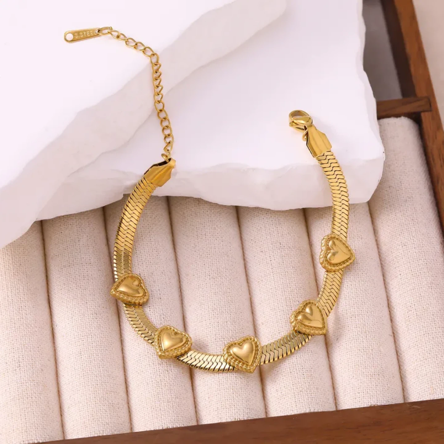 18K Gold Plated Heart Snake Chain Bracelet (Stainless Steel) - photo 3