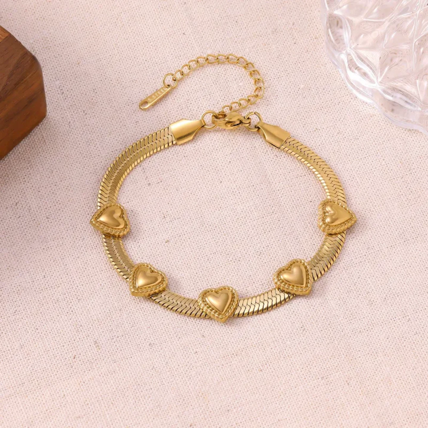 18K Gold Plated Heart Snake Chain Bracelet (Stainless Steel)