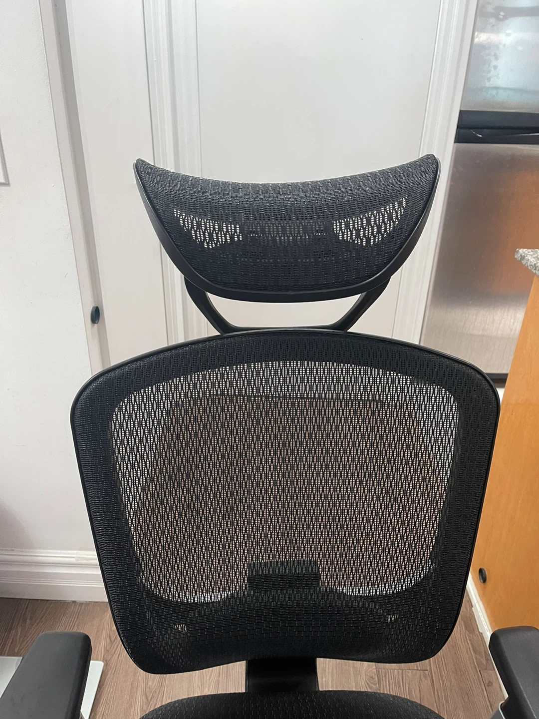 Ergonomic office chair Black Color - Height Adjustable - photo 2