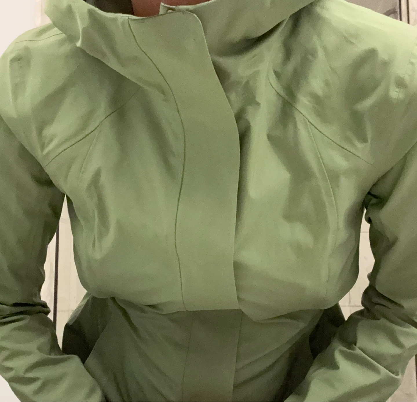 Lululemon Green Hooded Rain Jacket - photo 4