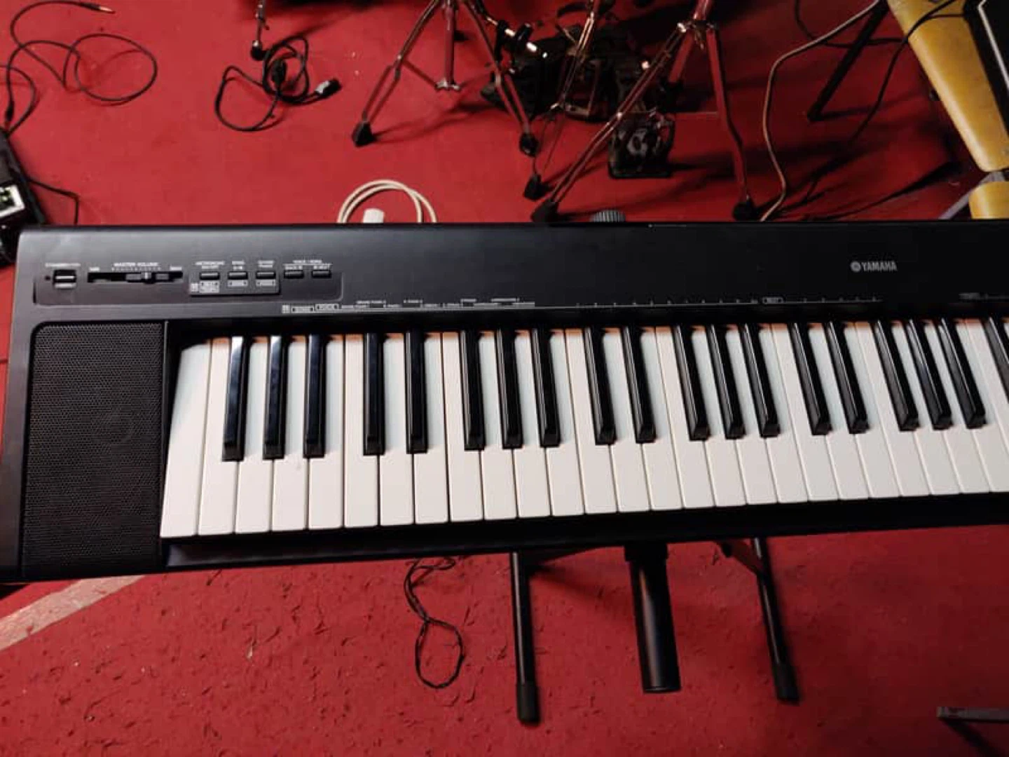 Yamaha NP-30 Digital Piano & Stand - photo 2