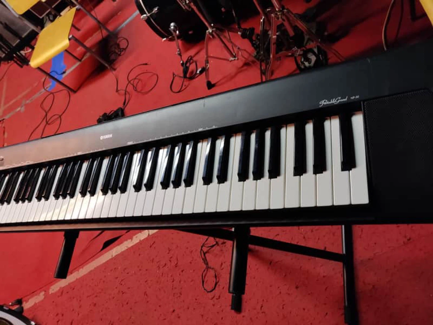Yamaha NP-30 Digital Piano & Stand - photo 3