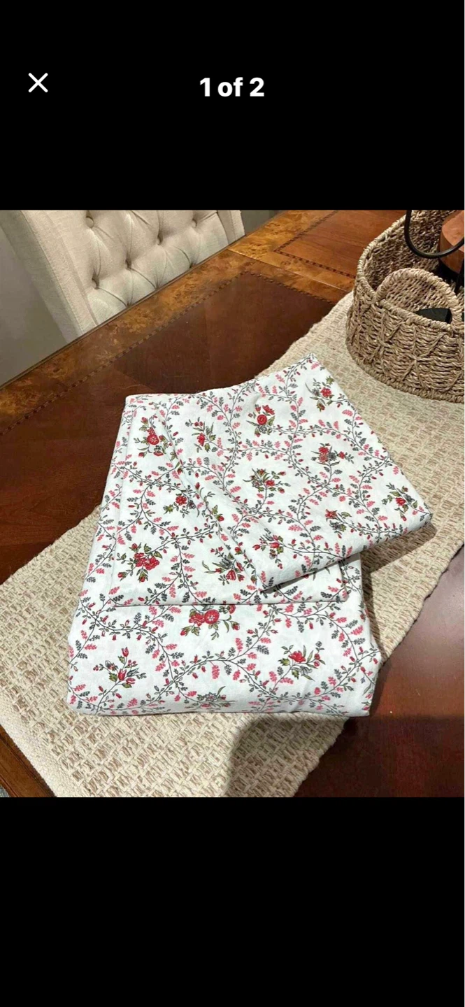 IKEA Queen duvet cover and 2 pillow cases