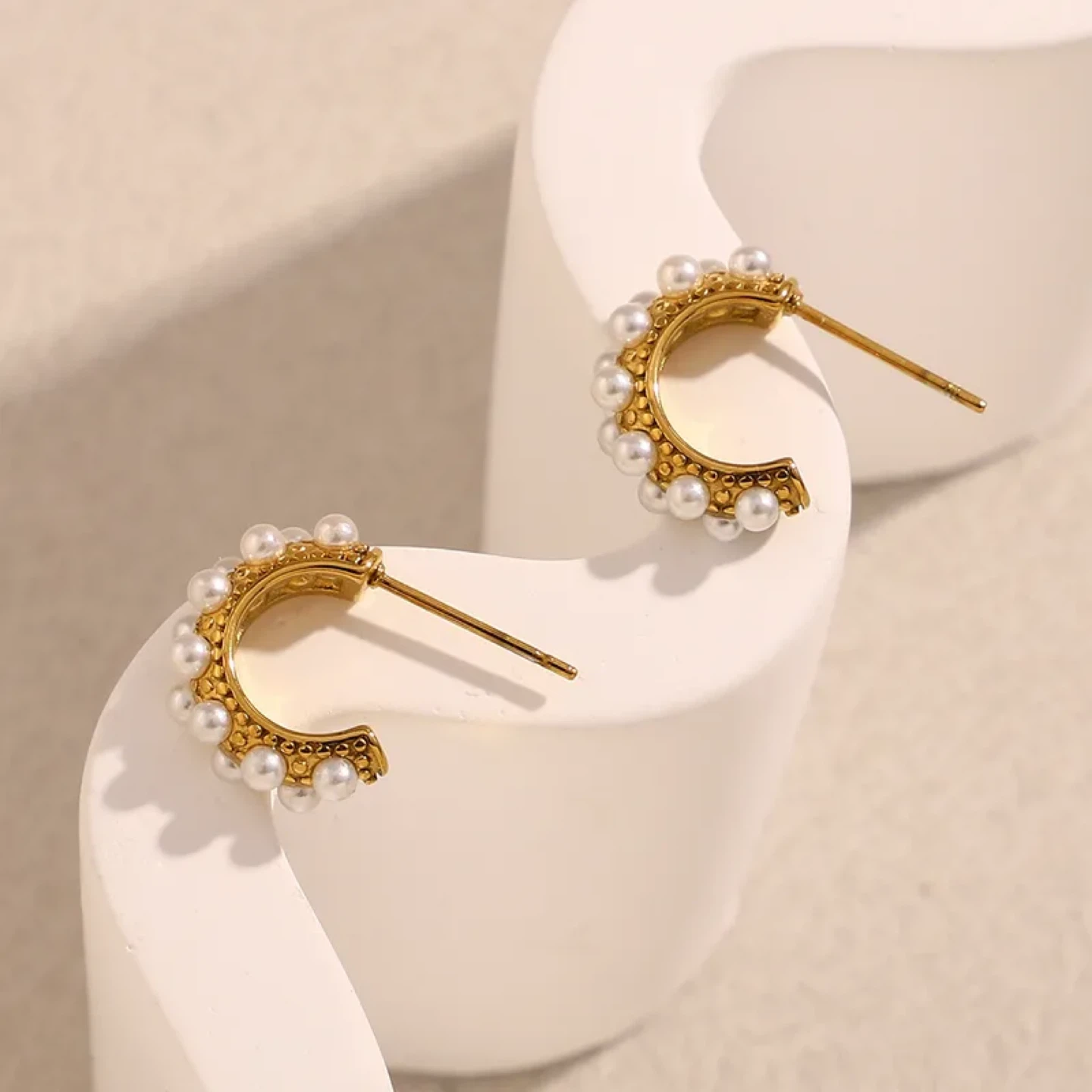 Elegant Geometric 18K Gold Plated Stud Earrings - photo 2