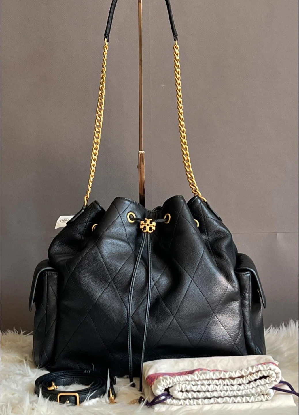 FOR SALE ✨ Tory Burch Charlie L Quilted Drawstring Shoulder Bag