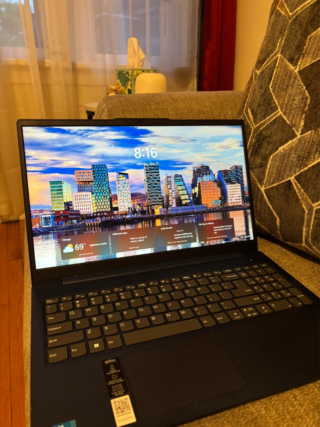 Lenovo IdeaPad Laptop with Intel Core i3 - photo 2
