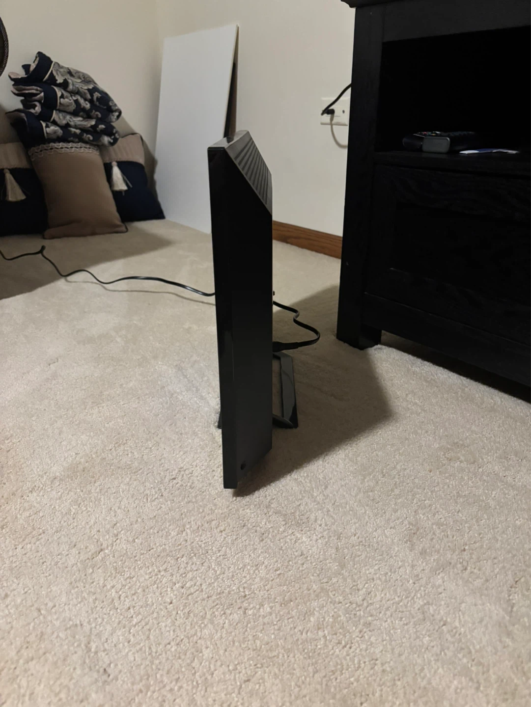 Vizio 23.5" TV - photo 2