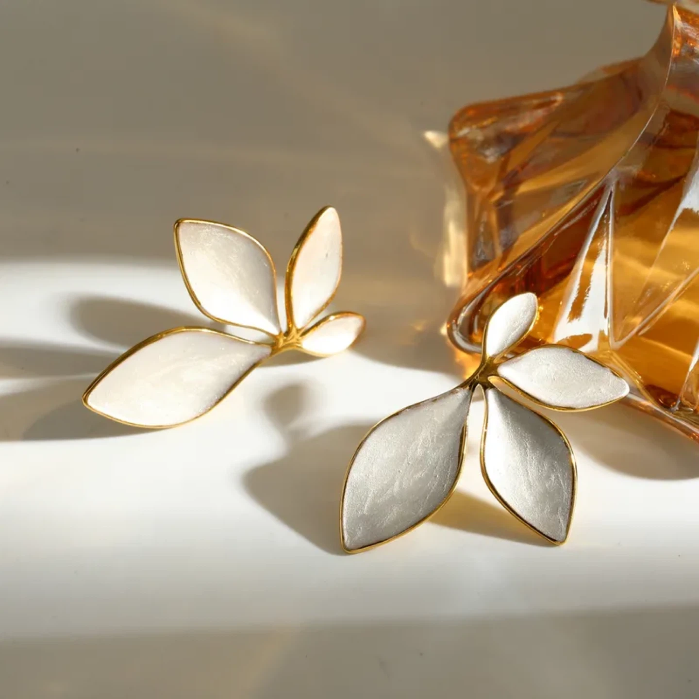 18K Gold Plated Leaf Pattern Stud Earrings