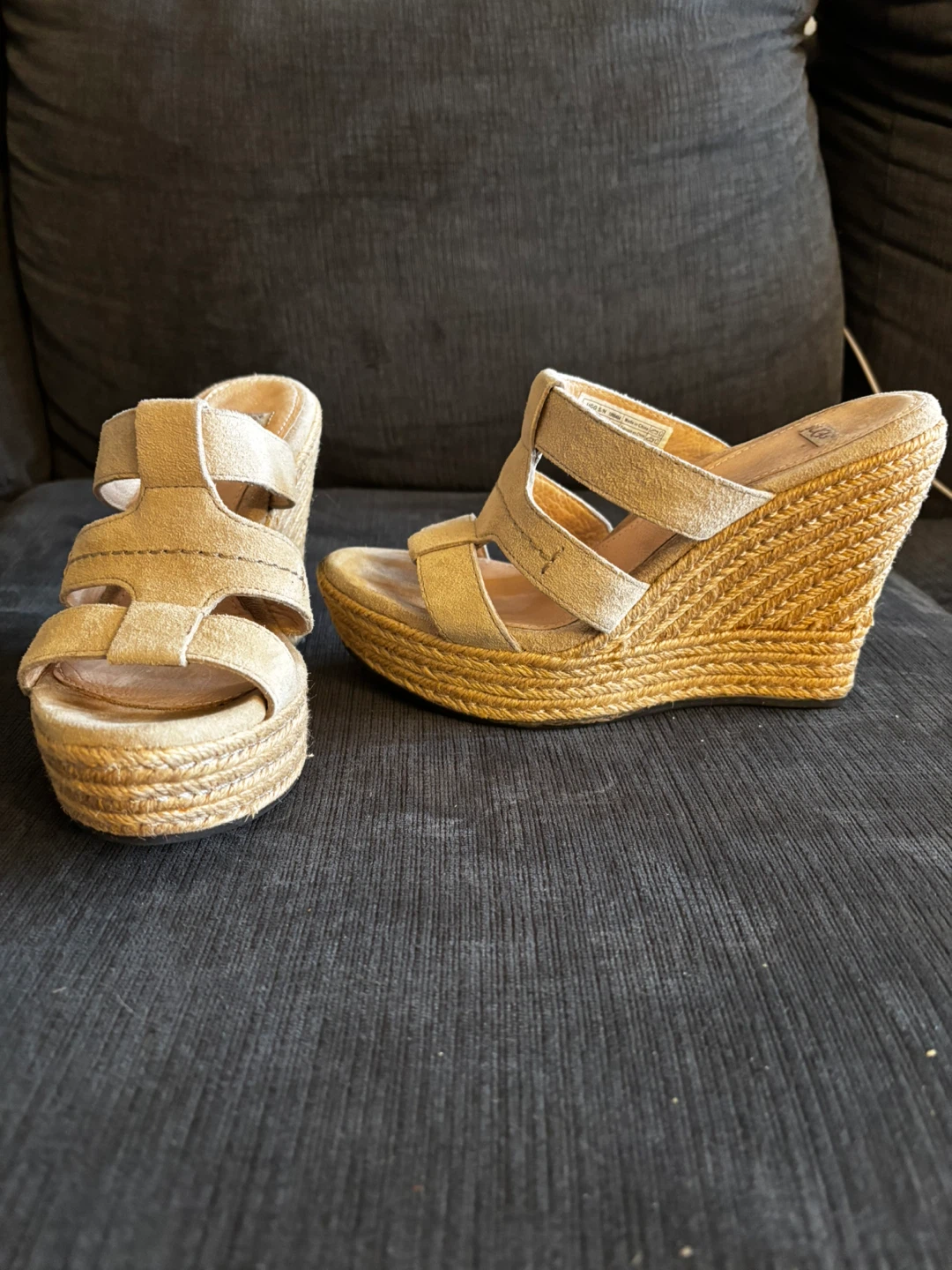 UGG Wedge Sandals Tan Suede Size 7