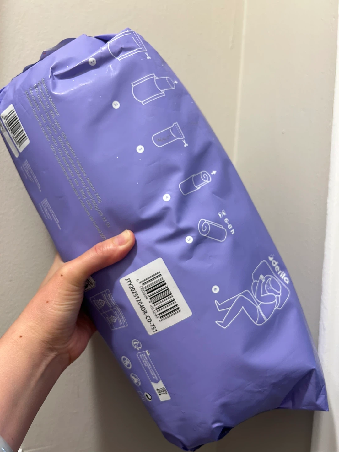 Brand New Derila Ergo Pillow & Cooling Pillowcase - photo 3