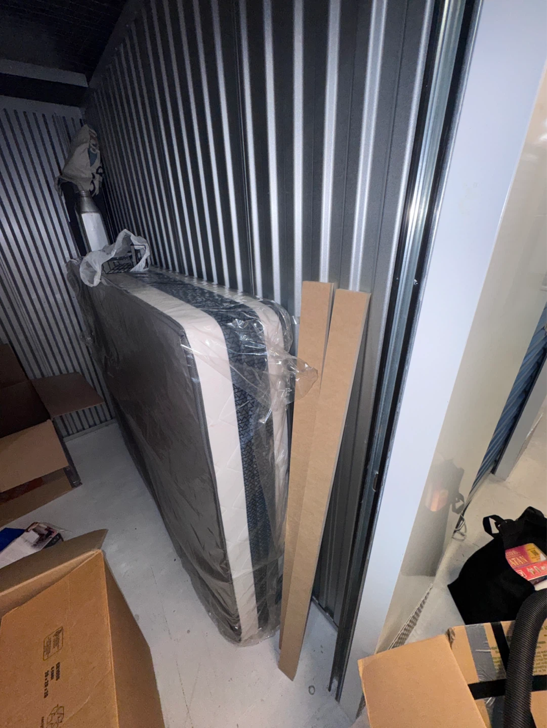 Full Mattress + Bed Frame - photo 5