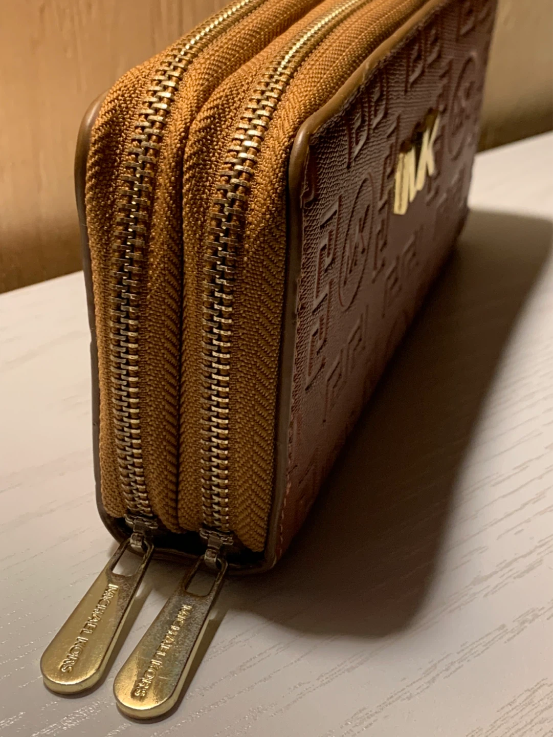 Michael Kors Brown Monogram Zip Wallet - photo 4