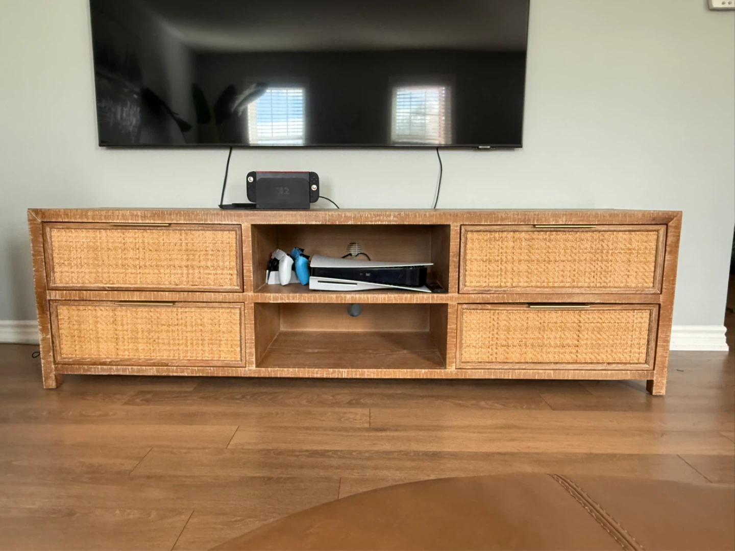 TV Stand - photo 5
