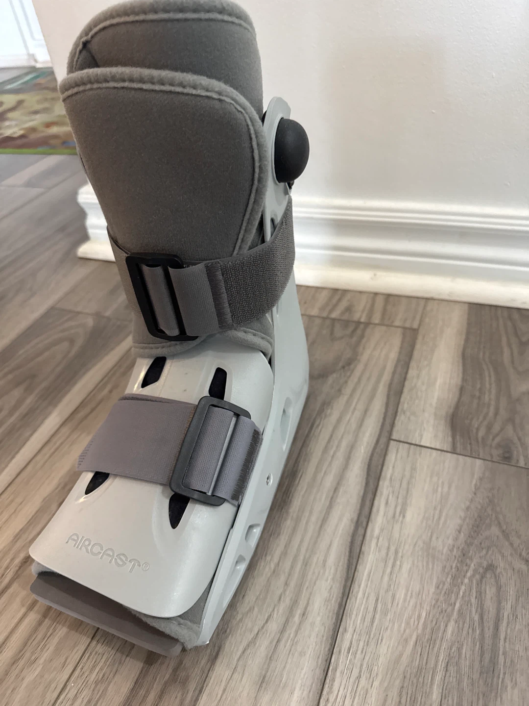 Aircast Air Walker Boot Medium