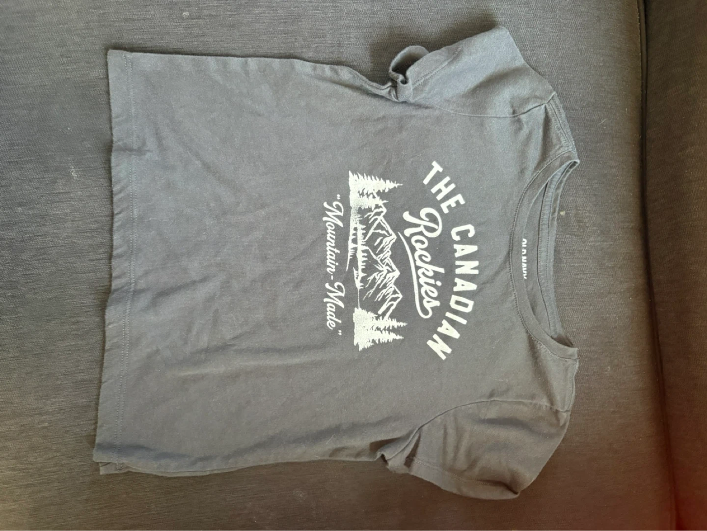 Old Navy -T-Shirt Size S (6-7)